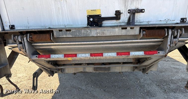 image for item ED5118 2017 Freightliner M2 box truck