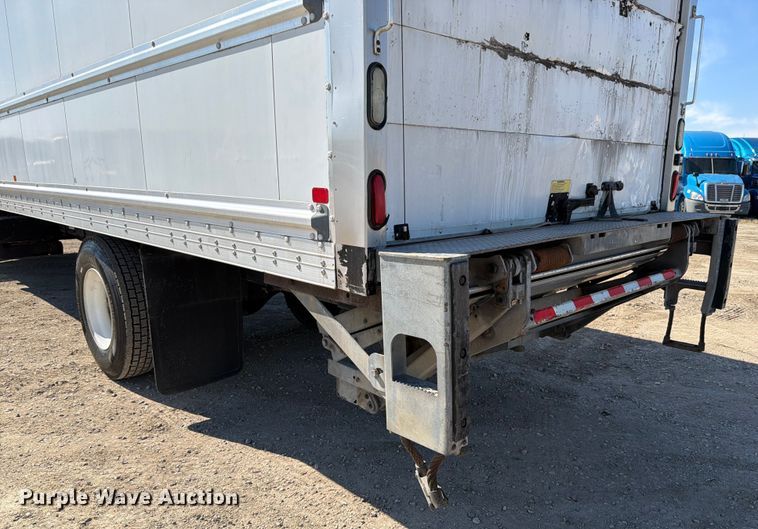 image for item ED5118 2017 Freightliner M2 box truck