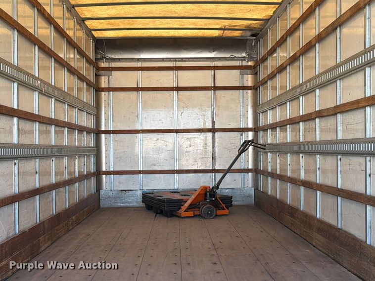 image for item ED5118 2017 Freightliner M2 box truck