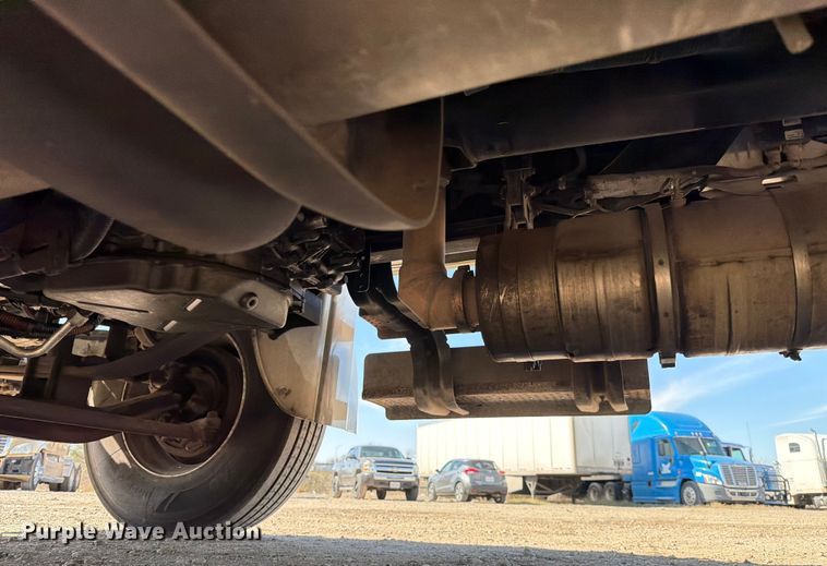 image for item ED5118 2017 Freightliner M2 box truck