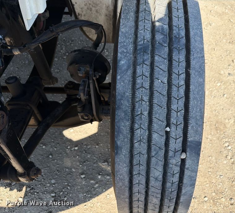 image for item ED5118 2017 Freightliner M2 box truck