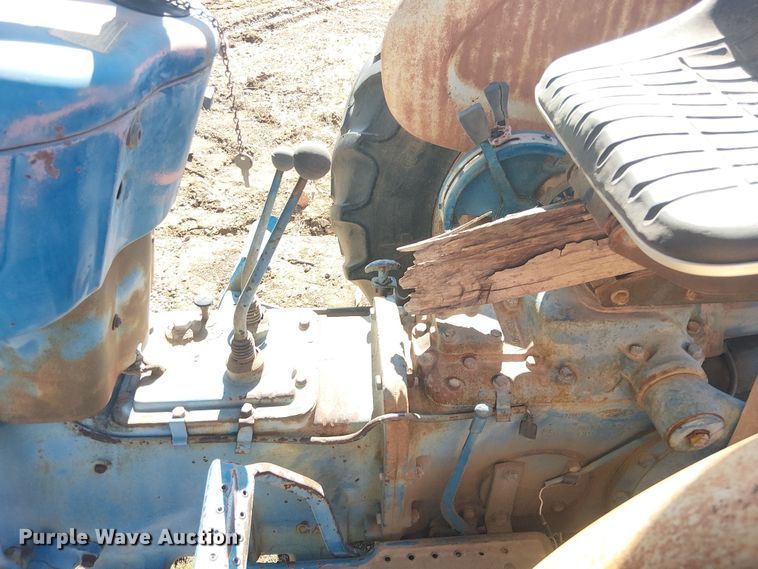 image for item EE1447 Ford 3600 tractor