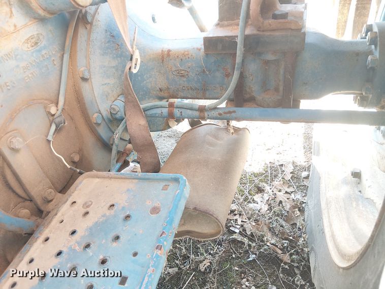 image for item EE1447 Ford 3600 tractor