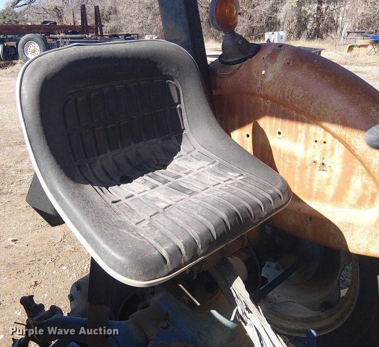 image for item EE1447 Ford 3600 tractor