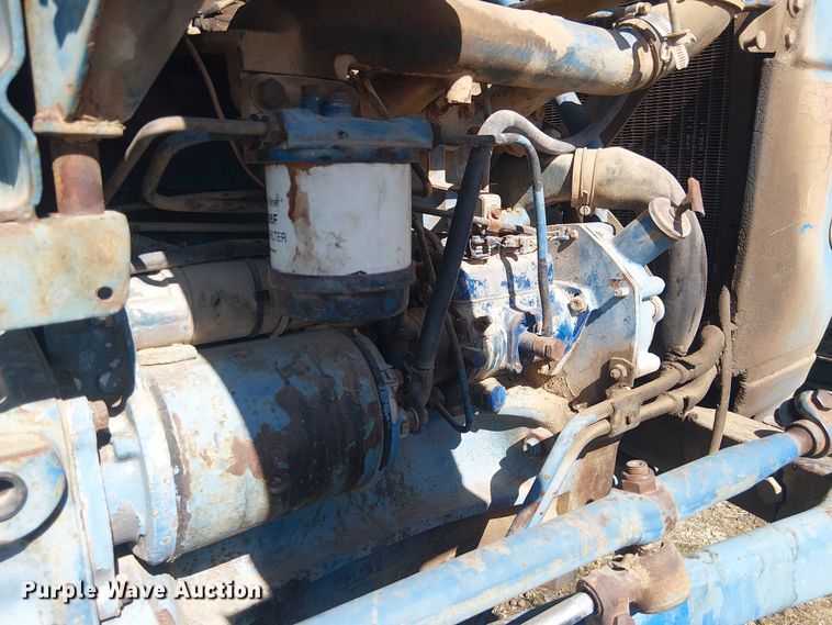image for item EE1447 Ford 3600 tractor