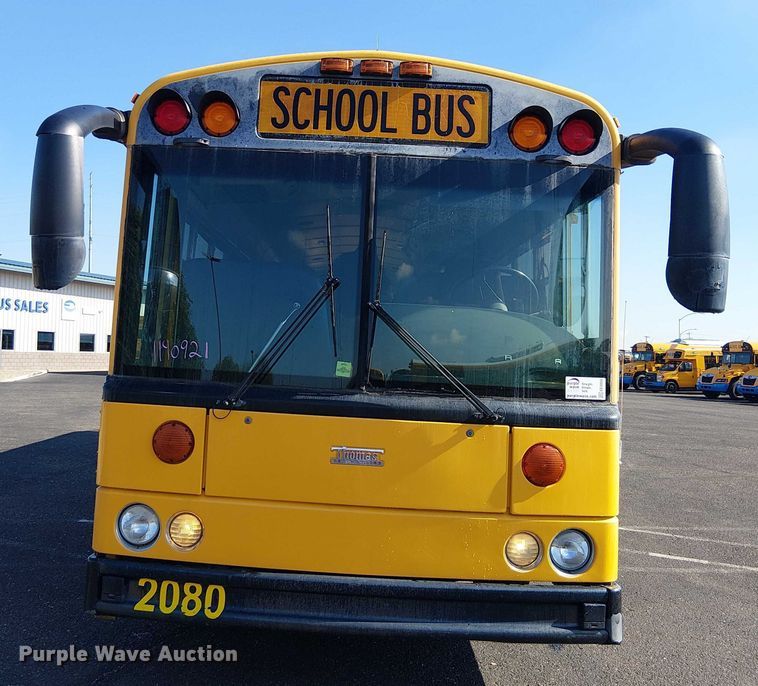 image for item EE4999 2004 Thomas Built HDX school bus