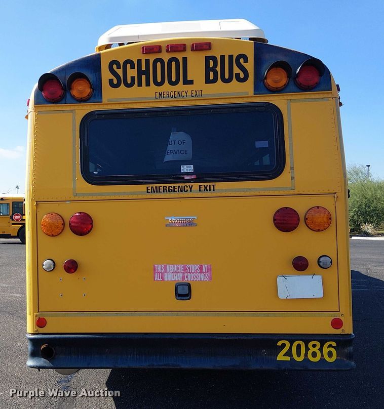 image for item EE5000 2004 Thomas Built HDX school bus