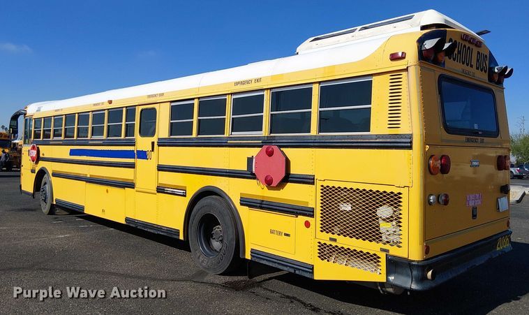 image for item EE5000 2004 Thomas Built HDX school bus
