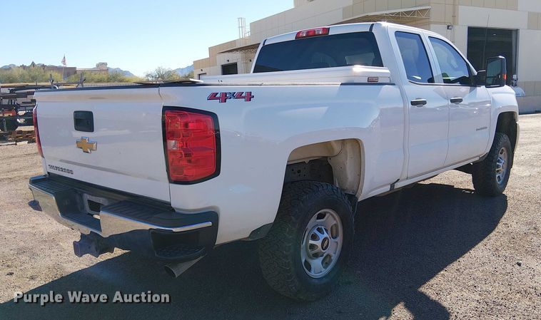 image for item EE5111 2019 Chevrolet Silverado 2500HD Ext. Cab pickup truck