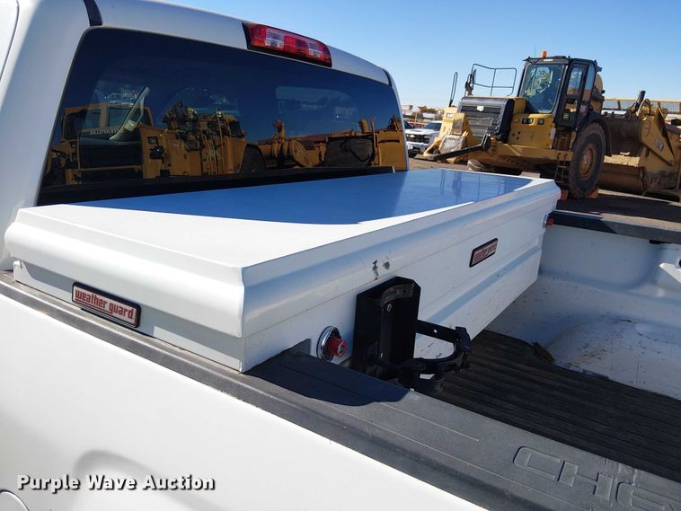 image for item EE5111 2019 Chevrolet Silverado 2500HD Ext. Cab pickup truck