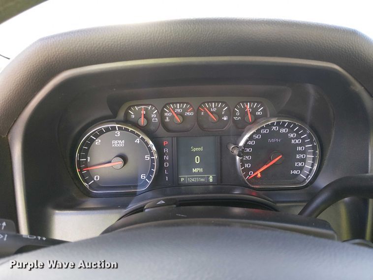 image for item EE5111 2019 Chevrolet Silverado 2500HD Ext. Cab pickup truck