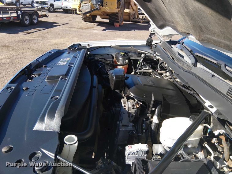 image for item EE5111 2019 Chevrolet Silverado 2500HD Ext. Cab pickup truck