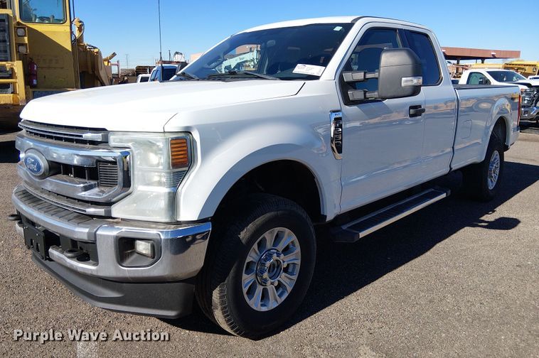 image for item EE5112 2022 Ford F250 Super duty XLT Ext. Cab pickup truck