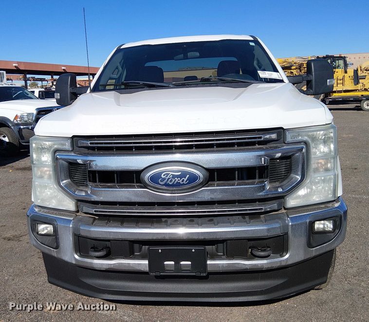 image for item EE5112 2022 Ford F250 Super duty XLT Ext. Cab pickup truck