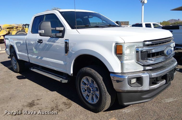 image for item EE5112 2022 Ford F250 Super duty XLT Ext. Cab pickup truck