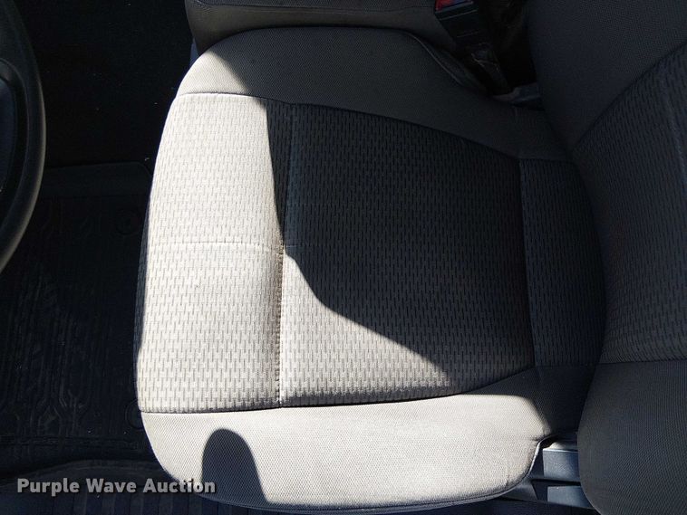 image for item EE5112 2022 Ford F250 Super duty XLT Ext. Cab pickup truck