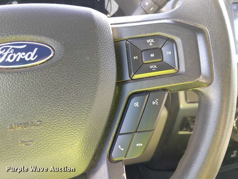 image for item EE5112 2022 Ford F250 Super duty XLT Ext. Cab pickup truck