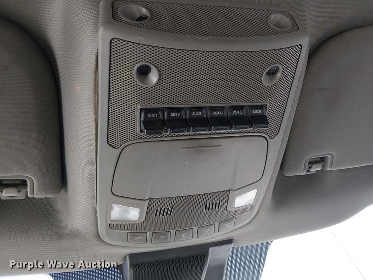 image for item EE5112 2022 Ford F250 Super duty XLT Ext. Cab pickup truck