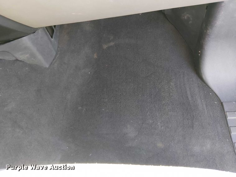 image for item EE5112 2022 Ford F250 Super duty XLT Ext. Cab pickup truck