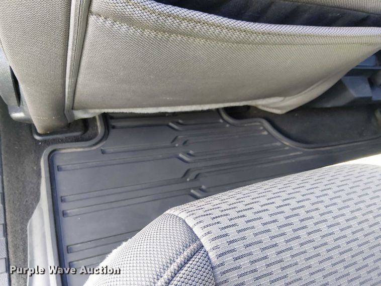 image for item EE5112 2022 Ford F250 Super duty XLT Ext. Cab pickup truck