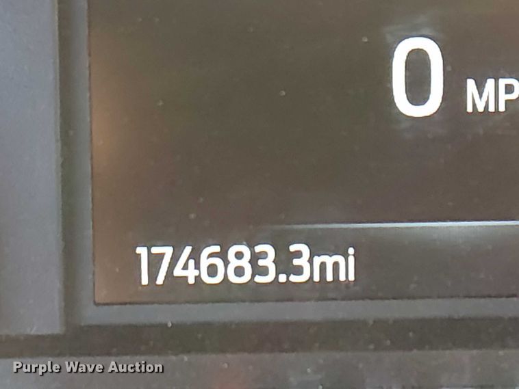 image for item EE5112 2022 Ford F250 Super duty XLT Ext. Cab pickup truck