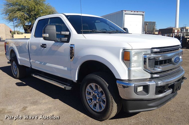 image for item EE5113 2022 Ford F250 Super Duty XLT Ext. Cab pickup truck