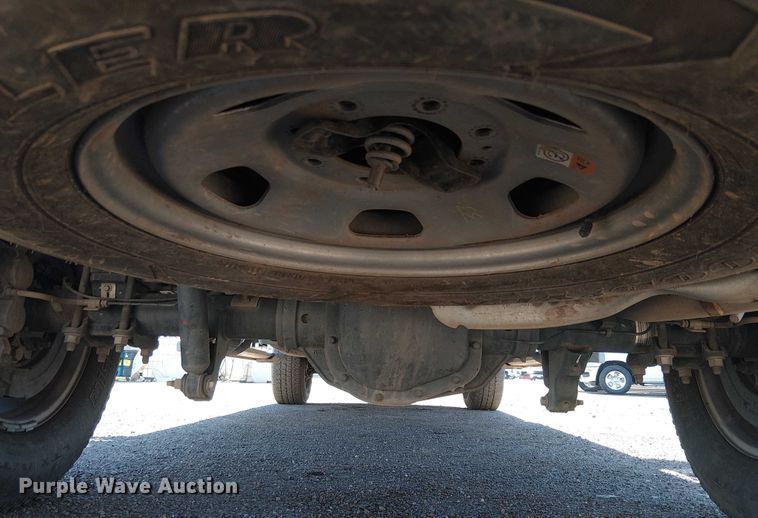 image for item EE5113 2022 Ford F250 Super Duty XLT Ext. Cab pickup truck