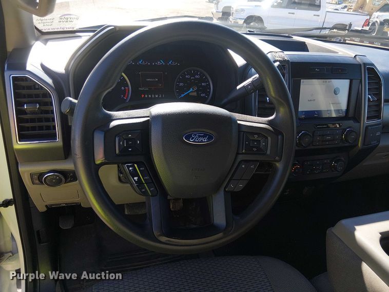 image for item EE5113 2022 Ford F250 Super Duty XLT Ext. Cab pickup truck