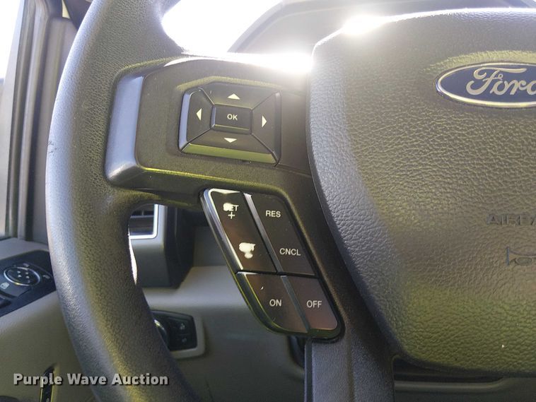 image for item EE5113 2022 Ford F250 Super Duty XLT Ext. Cab pickup truck