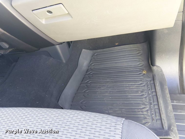 image for item EE5113 2022 Ford F250 Super Duty XLT Ext. Cab pickup truck