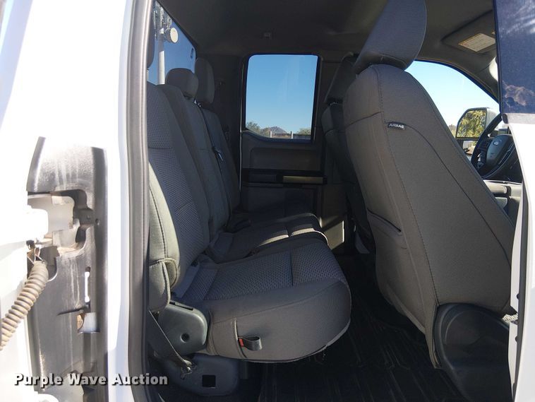 image for item EE5113 2022 Ford F250 Super Duty XLT Ext. Cab pickup truck