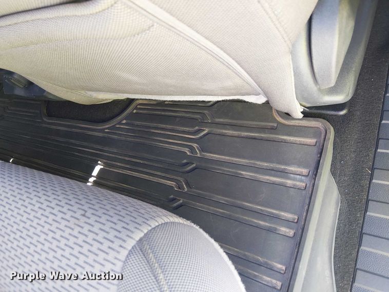 image for item EE5113 2022 Ford F250 Super Duty XLT Ext. Cab pickup truck