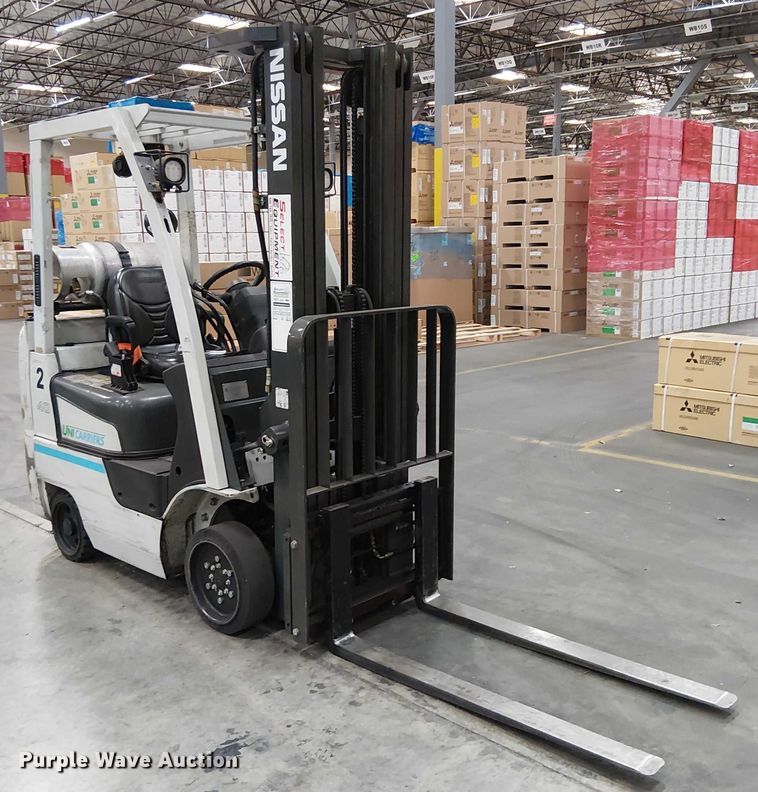 image for item EE5121 2016 UniCarriers CFS40 forklift