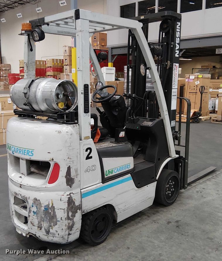 image for item EE5121 2016 UniCarriers CFS40 forklift