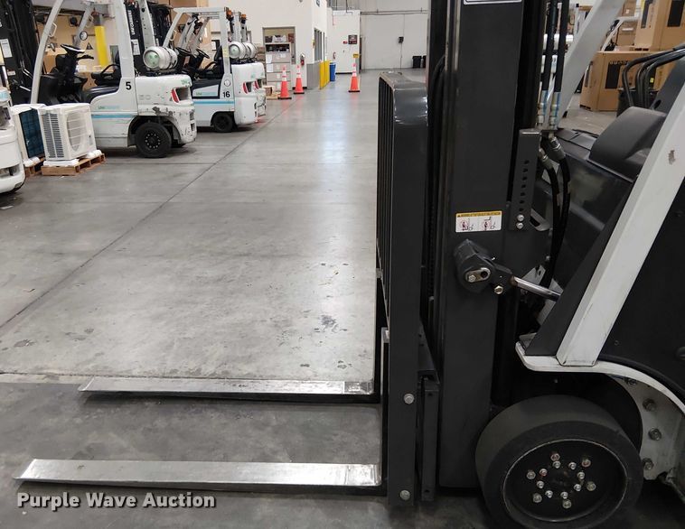 image for item EE5121 2016 UniCarriers CFS40 forklift