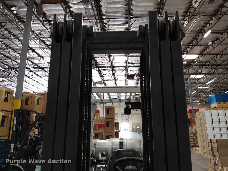 image for item EE5121 2016 UniCarriers CFS40 forklift