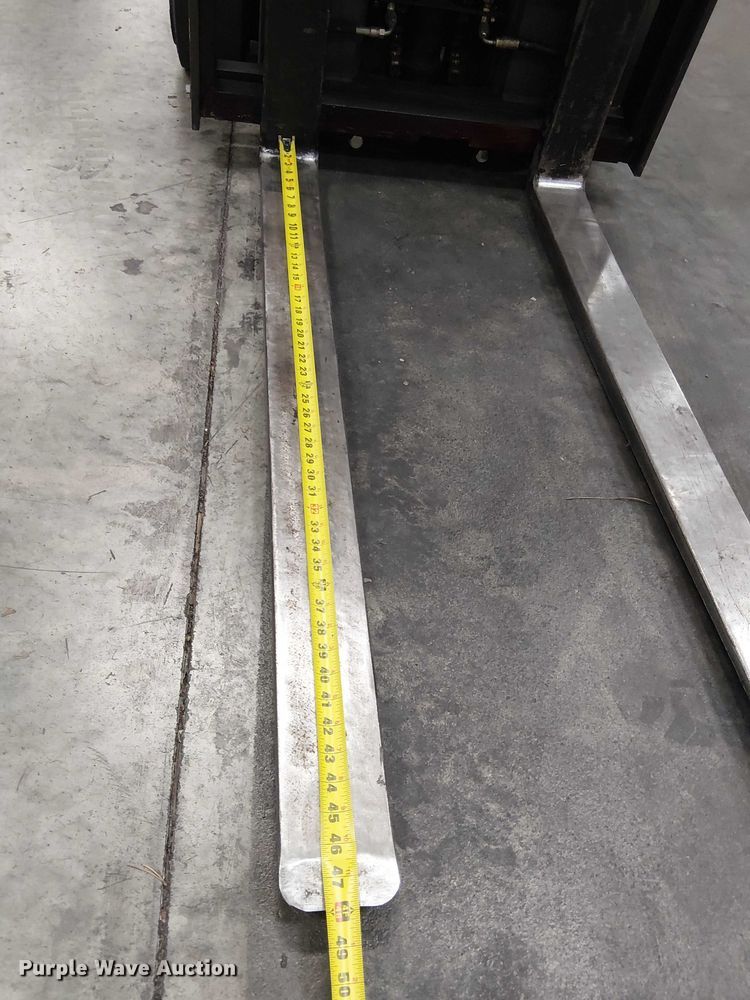 image for item EE5121 2016 UniCarriers CFS40 forklift