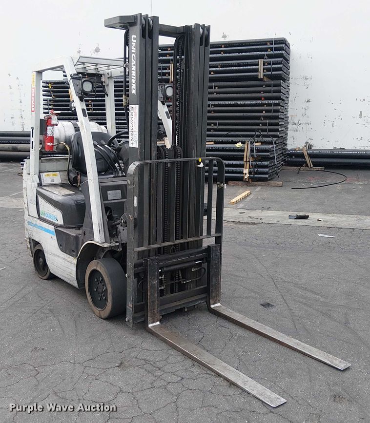 image for item EE5131 2017 UniCarriers CFS40 forklift