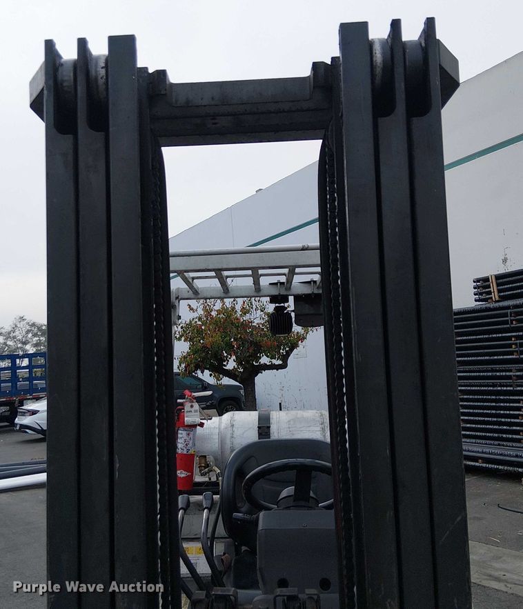 image for item EE5131 2017 UniCarriers CFS40 forklift