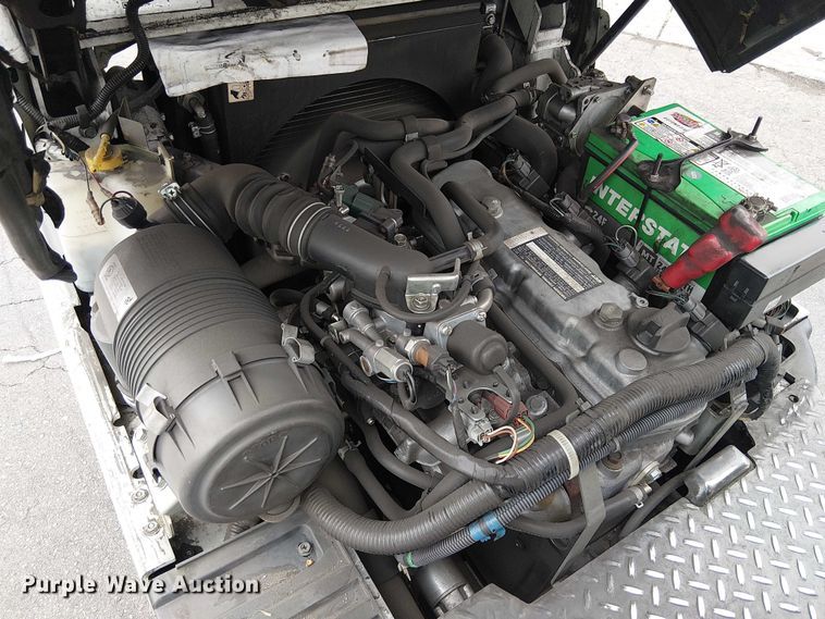 image for item EE5131 2017 UniCarriers CFS40 forklift