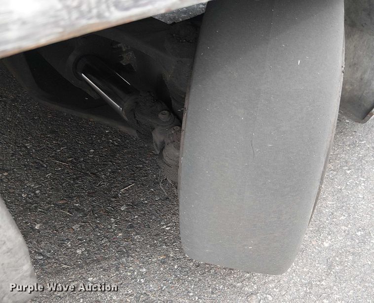 image for item EE5131 2017 UniCarriers CFS40 forklift