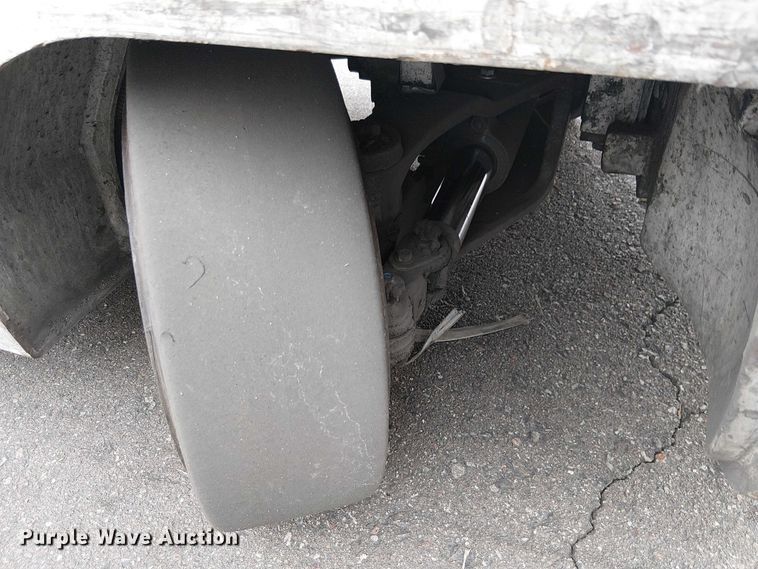 image for item EE5131 2017 UniCarriers CFS40 forklift