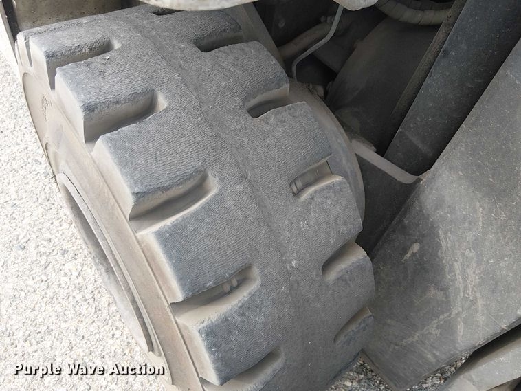 image for item EE5133 2015 UniCarriers AF50 forklift