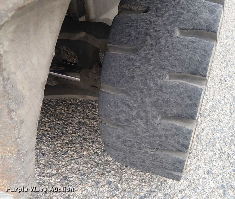 image for item EE5133 2015 UniCarriers AF50 forklift