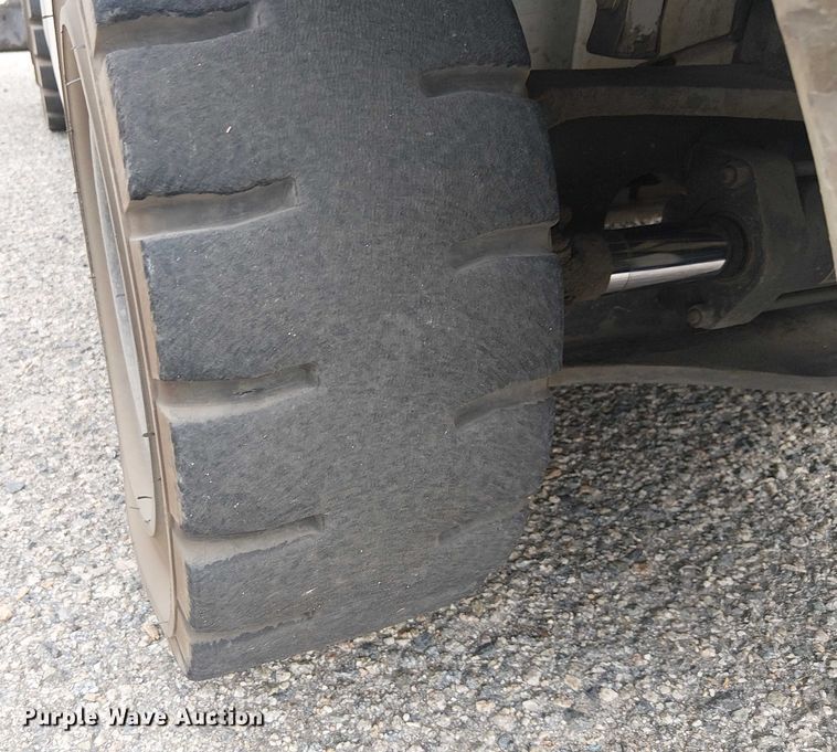 image for item EE5133 2015 UniCarriers AF50 forklift