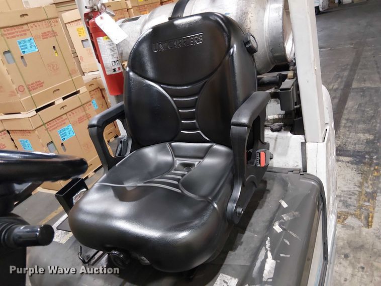 image for item EE5134 2017 UniCarriers CFS40 forklift
