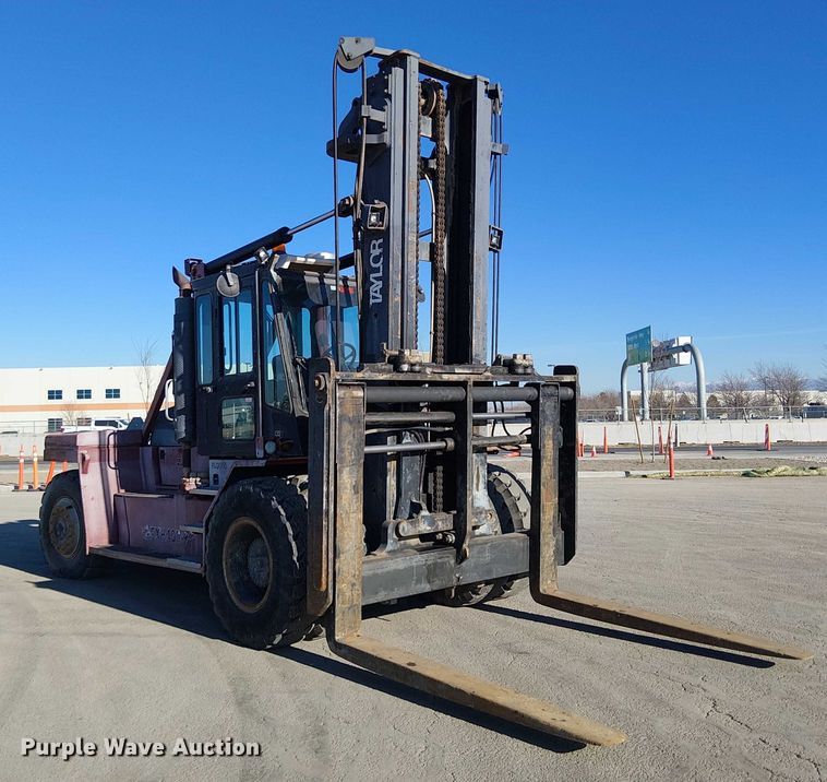 image for item EE5147 2009 Taylor TXH400L forklift