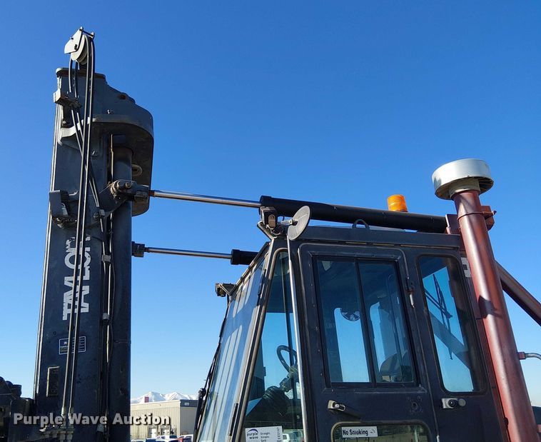 image for item EE5147 2009 Taylor TXH400L forklift