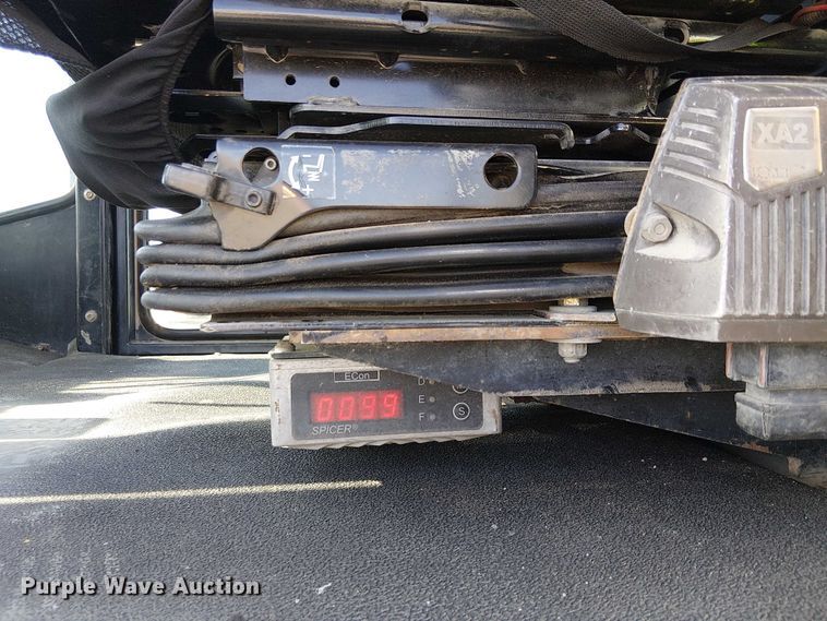 image for item EE5147 2009 Taylor TXH400L forklift