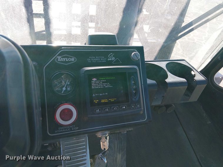 image for item EE5147 2009 Taylor TXH400L forklift